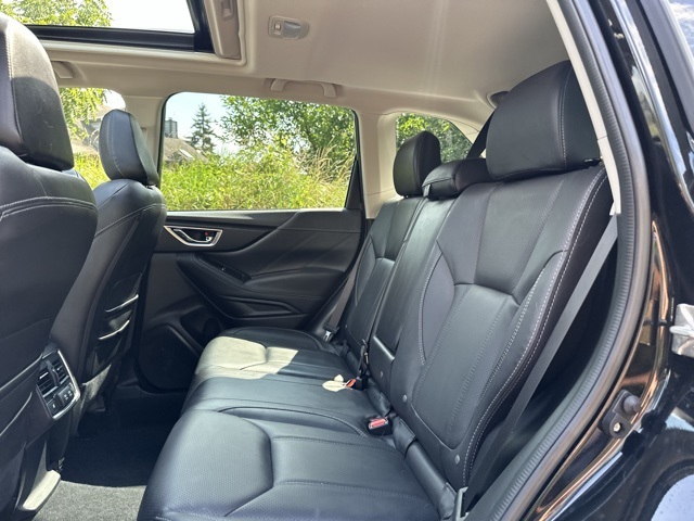 2022 Subaru Forester Touring photo 16