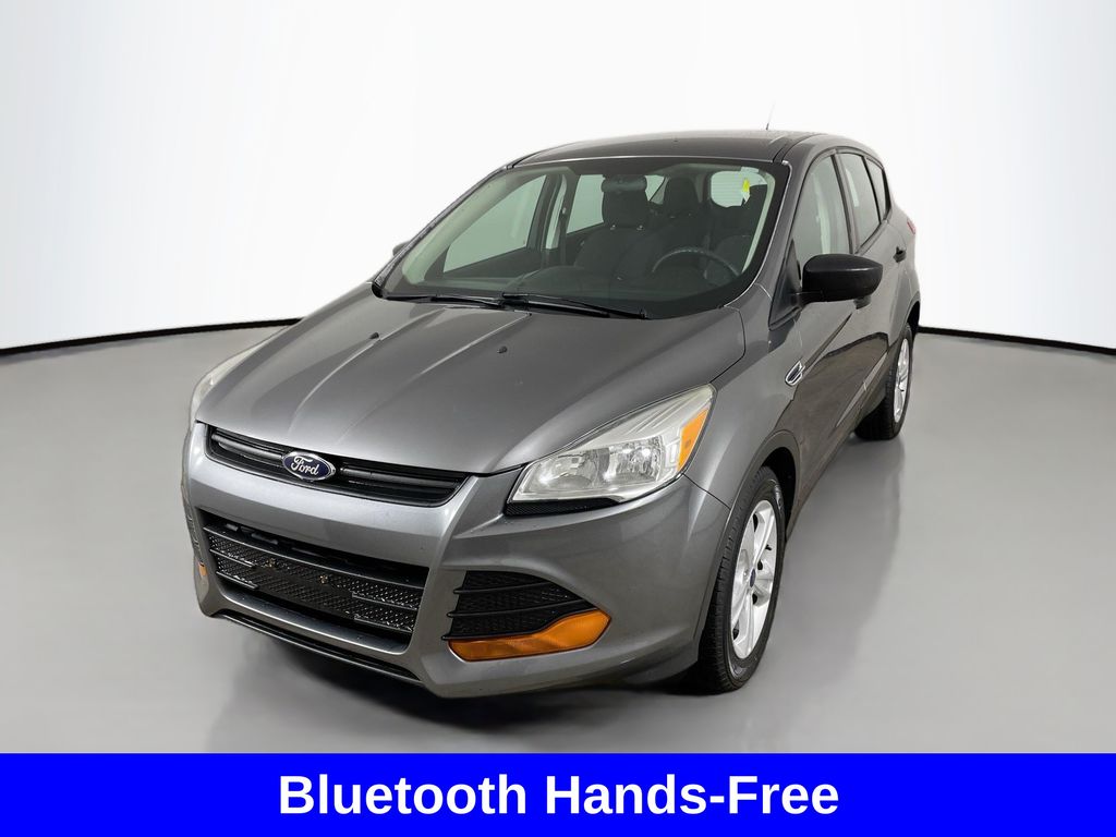 2014 Ford Escape S photo 3