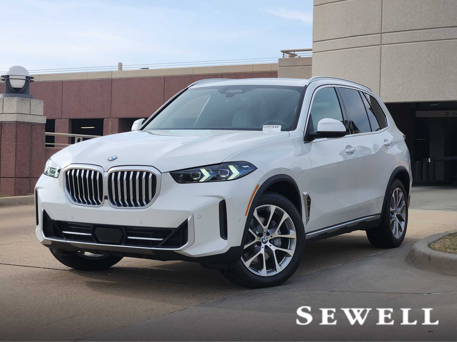 2026 BMW X5 40i's photo