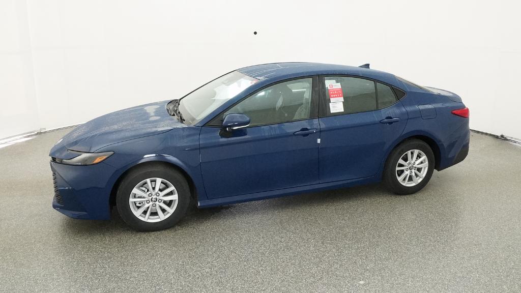 2026 Toyota Camry LE photo 7