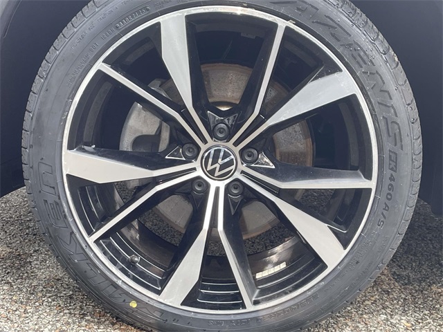 2022 Volkswagen Tiguan SEL Premium R-Line photo 9
