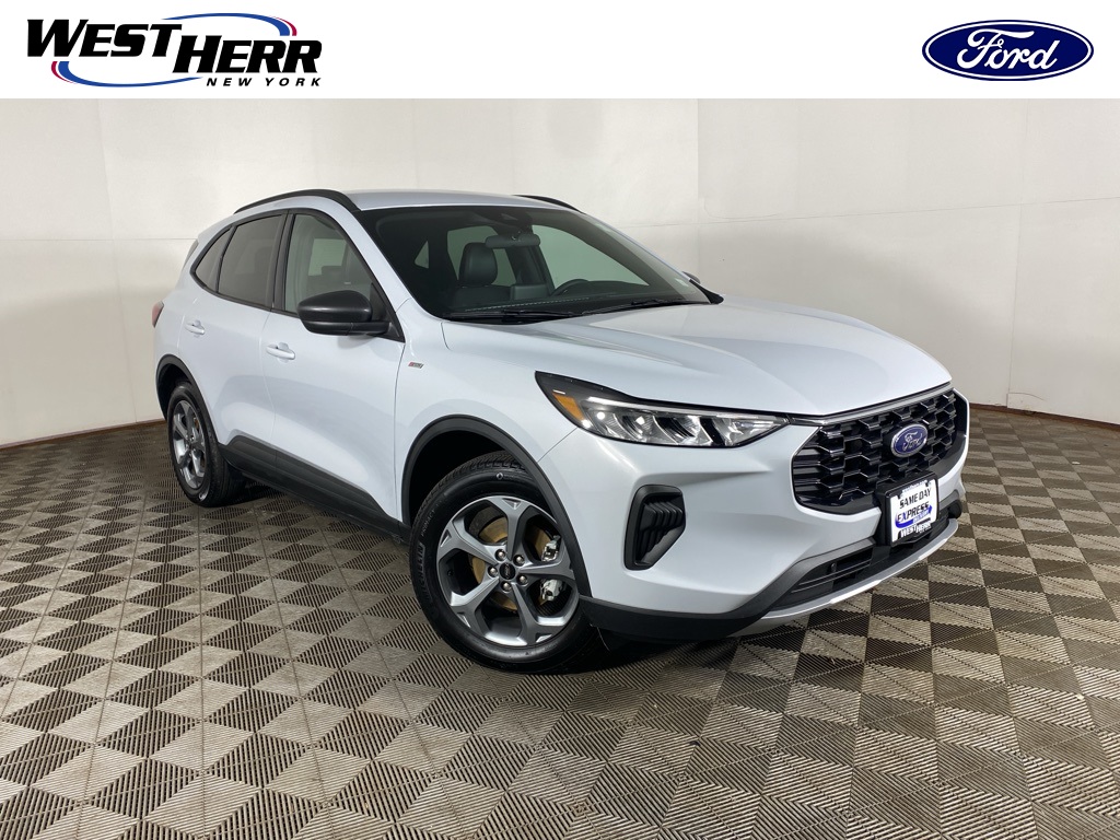 2025 Ford Escape ST-Line's photo