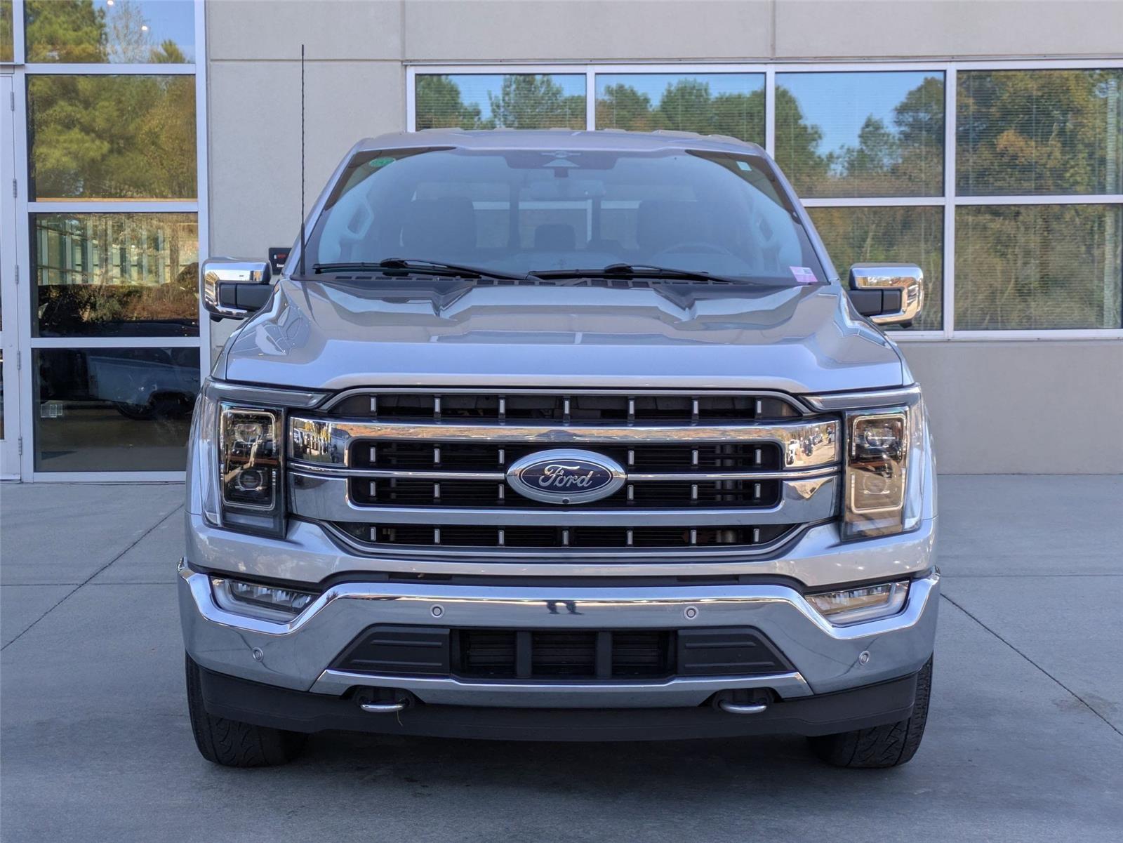 2023 Ford F-150 Lariat photo 2