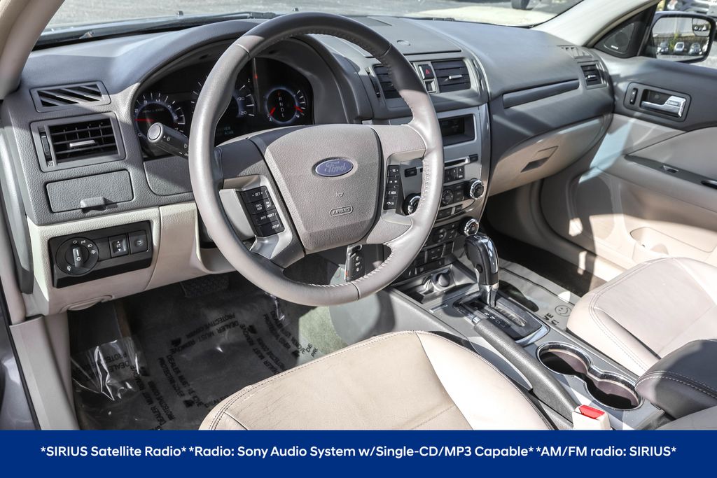 2011 Ford Fusion SEL photo 3