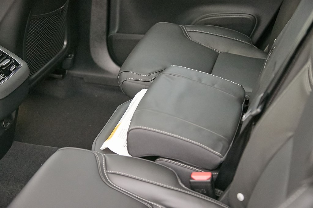 2025 VOLVO XC90 - Image 21