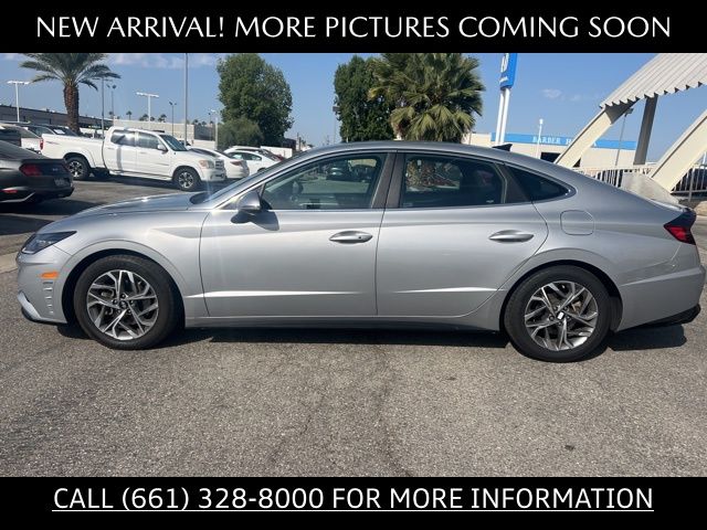 2023 Hyundai Sonata SEL photo 2