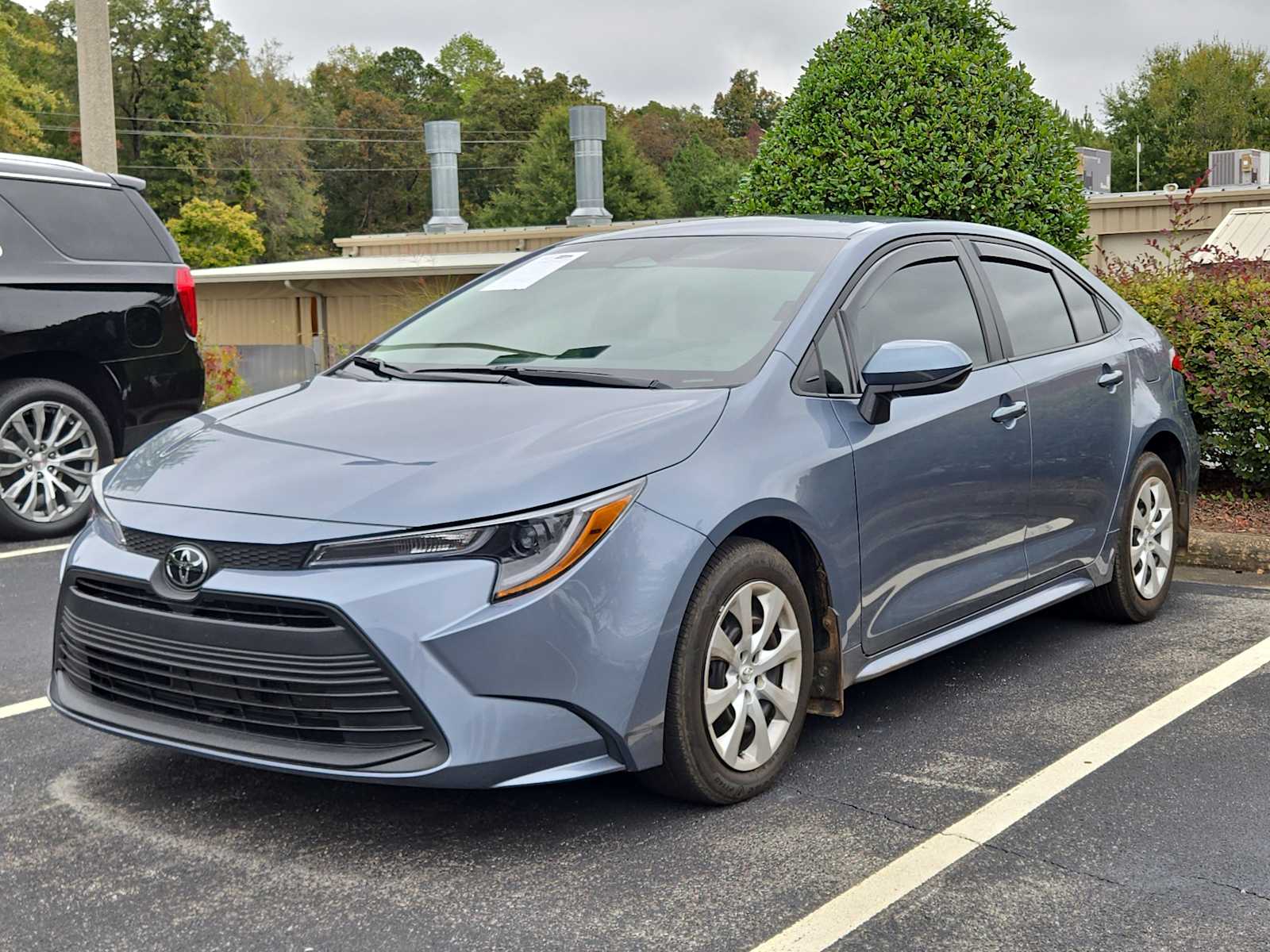 2025 Toyota Corolla LE photo 4