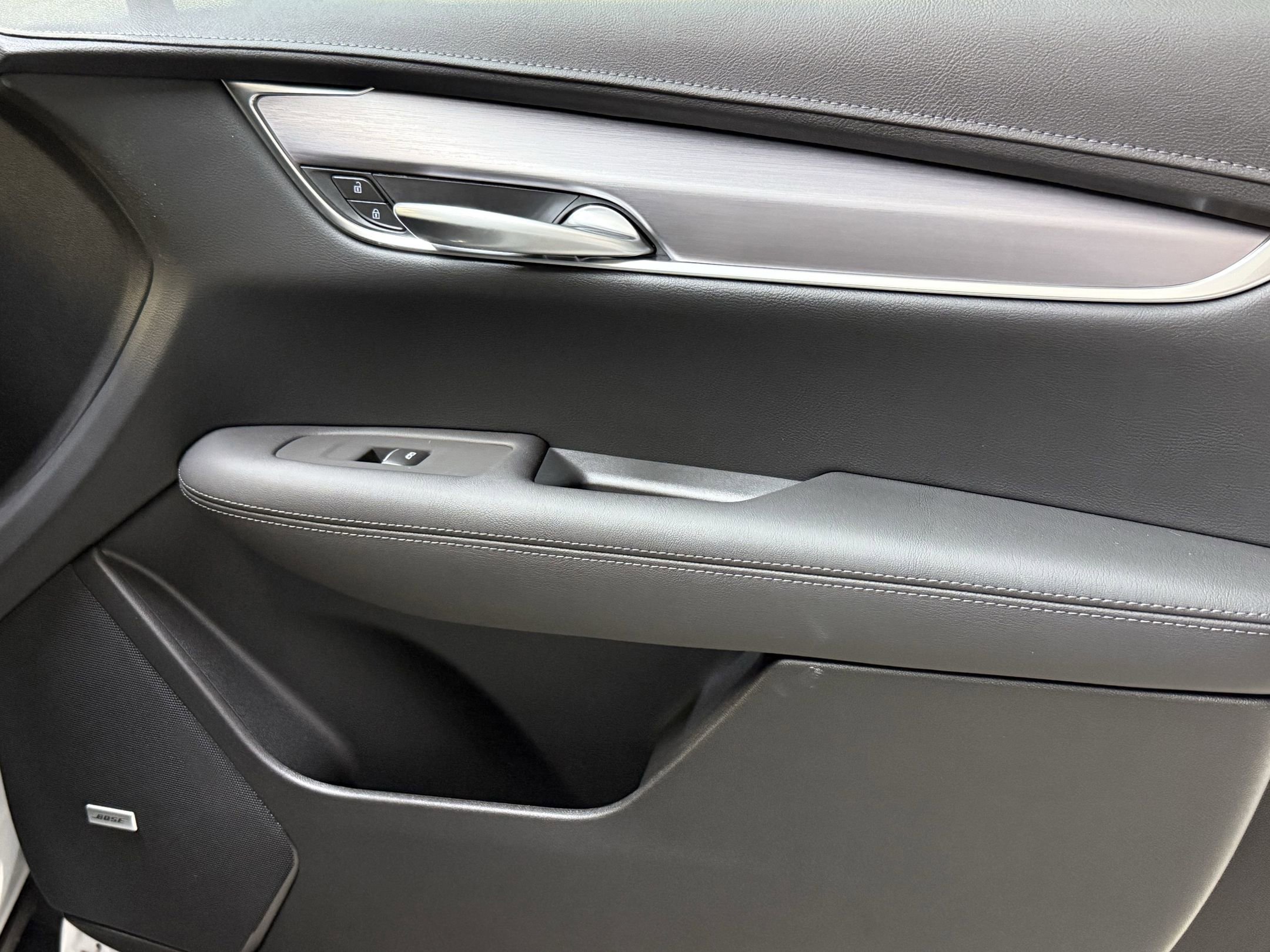 2025 Cadillac XT5 Luxury photo 43