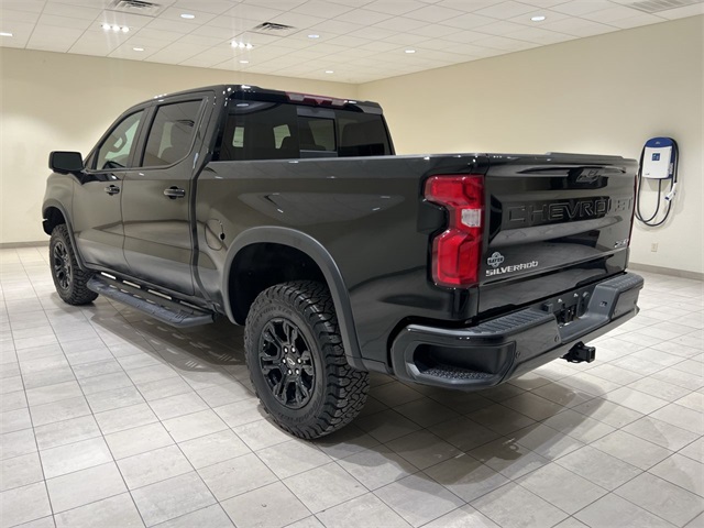 2022 Chevrolet Silverado 1500 ZR2 photo 2