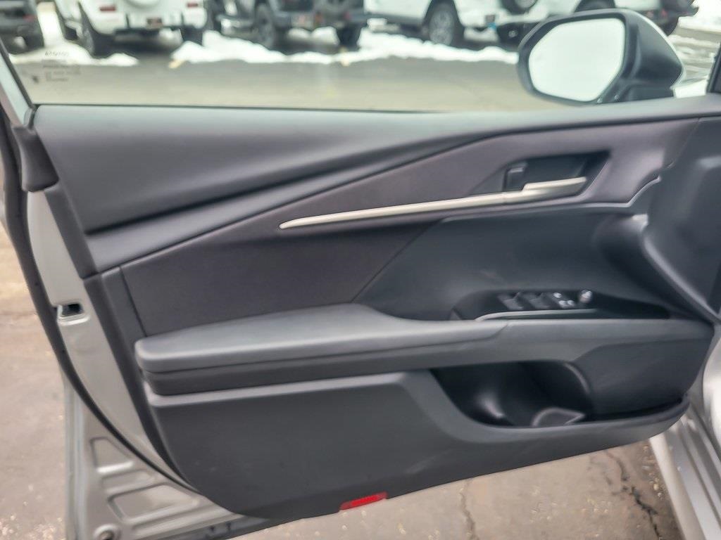 2025 TOYOTA CAMRY - Image 16