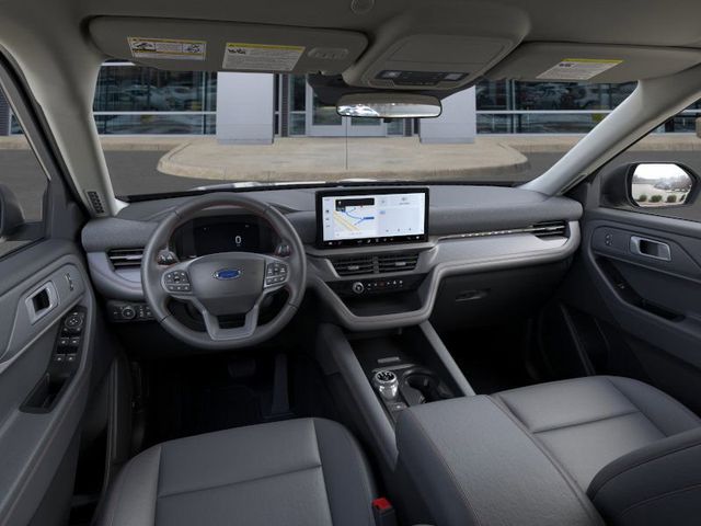 2025 Ford Explorer photo 7