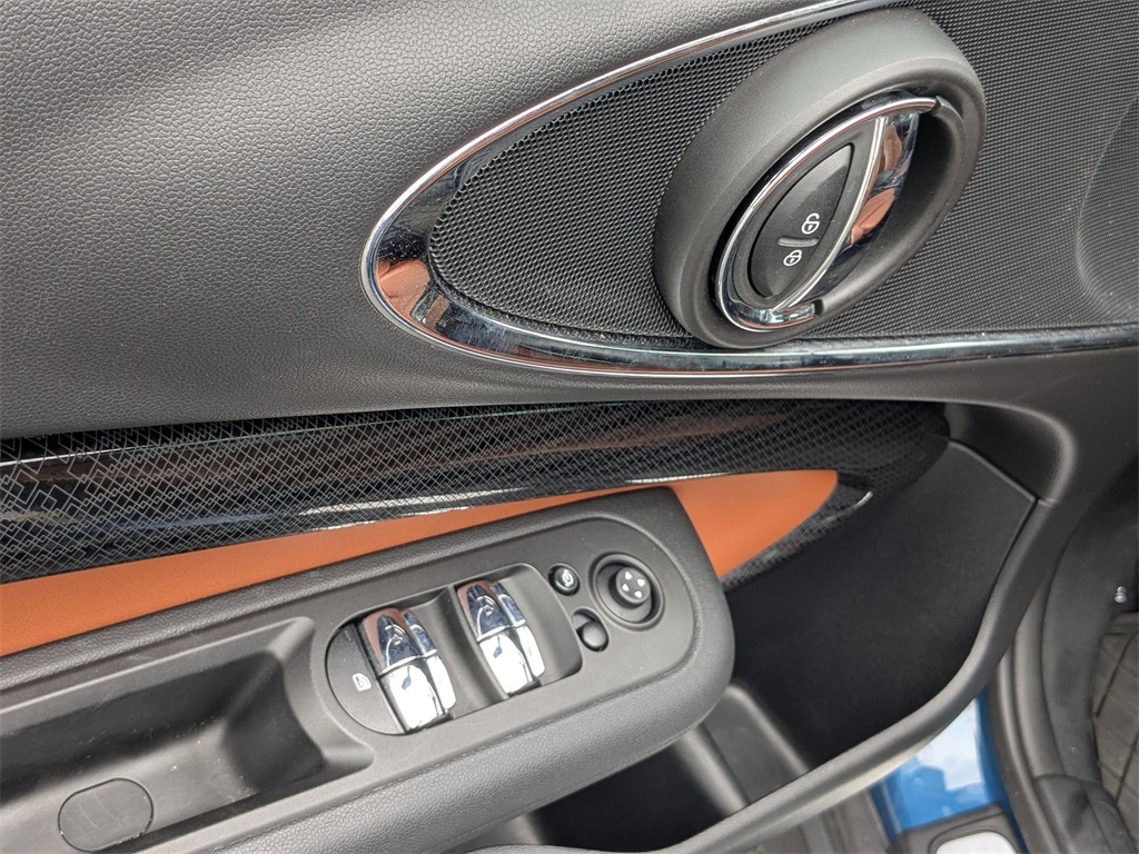2024 Mini Cooper Base S photo 10