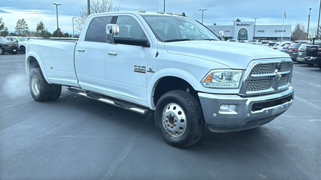 2016 RAM Ram 3500 Pickup Laramie's photo