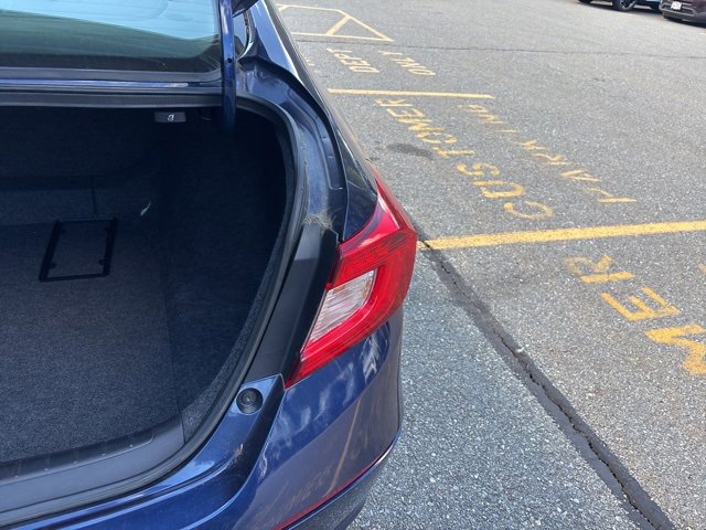 2020 Honda Accord EX photo 18