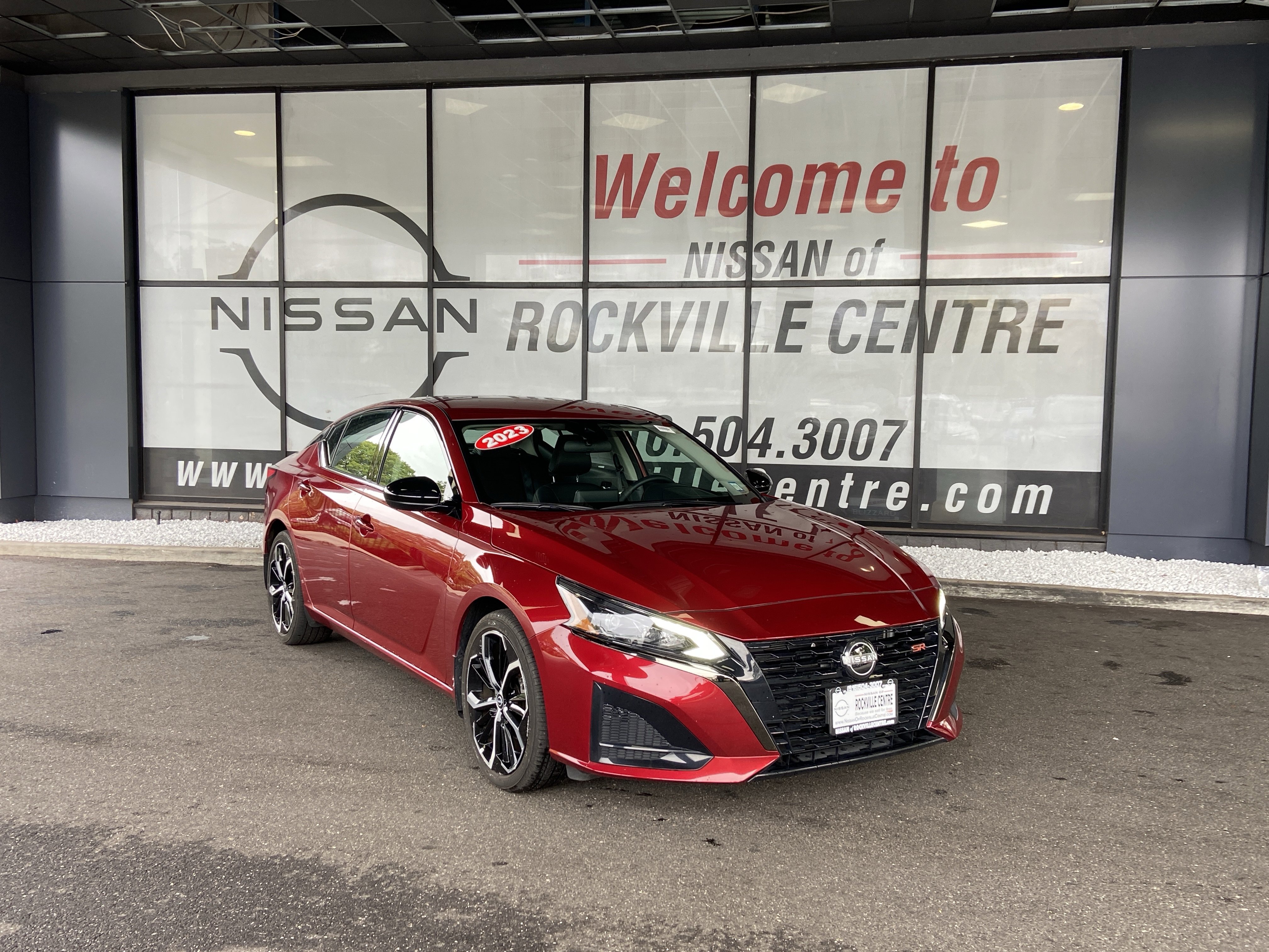 2023 Nissan Altima SR