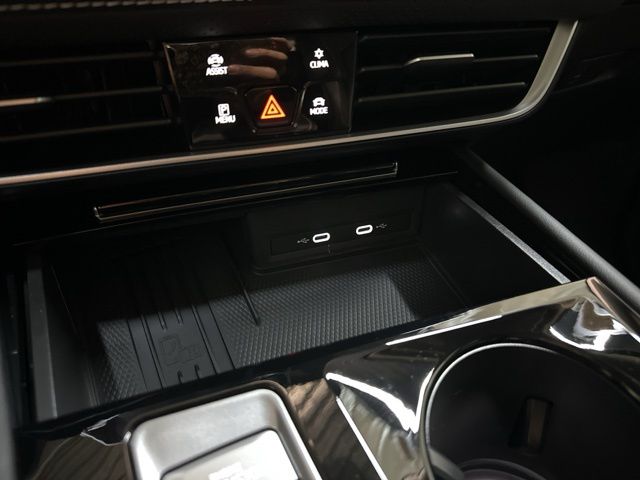 2026 Volkswagen Atlas SE Technology photo 19