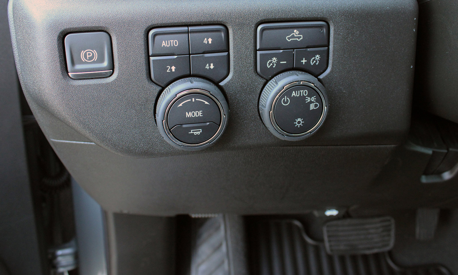 New 2024 Chevrolet Silverado 1500 LT Crew Cab in Sour Lake 13311