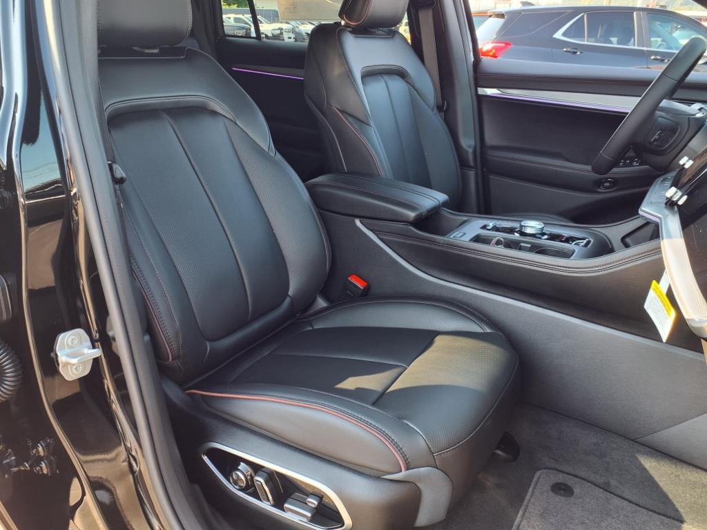 2025 Jeep Wagoneer S Launch Edition photo 4
