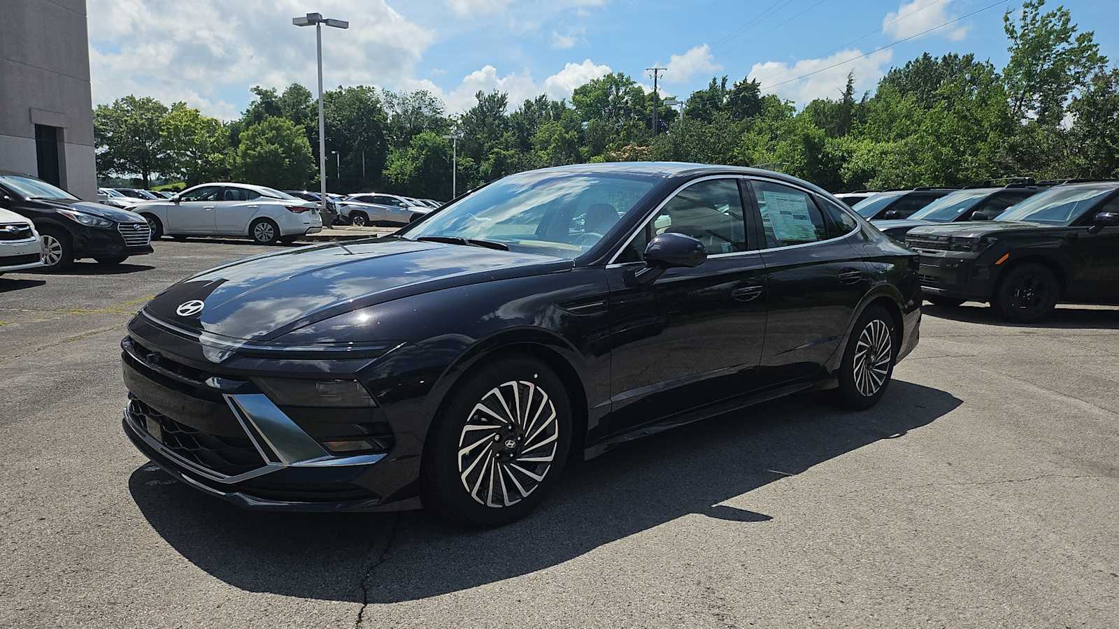 2025 Hyundai Sonata Hybrid Limited's photo