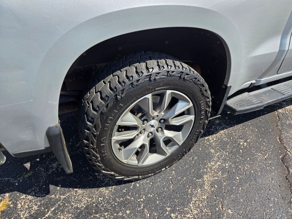 2020 Chevrolet Silverado 1500 RST photo 6