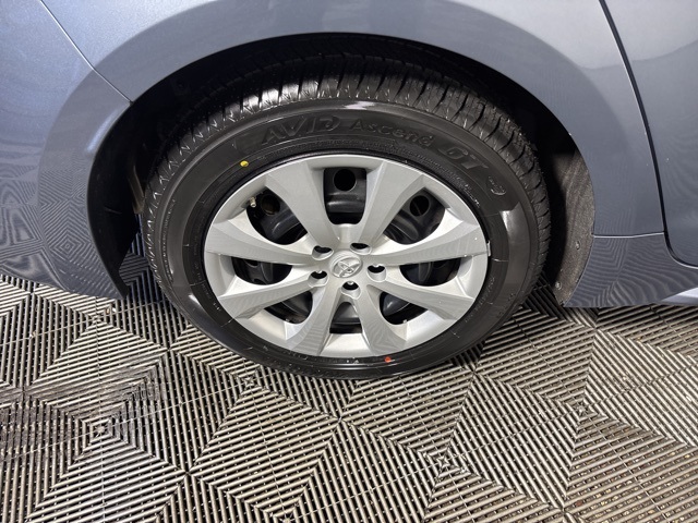2021 Toyota Corolla LE photo 7