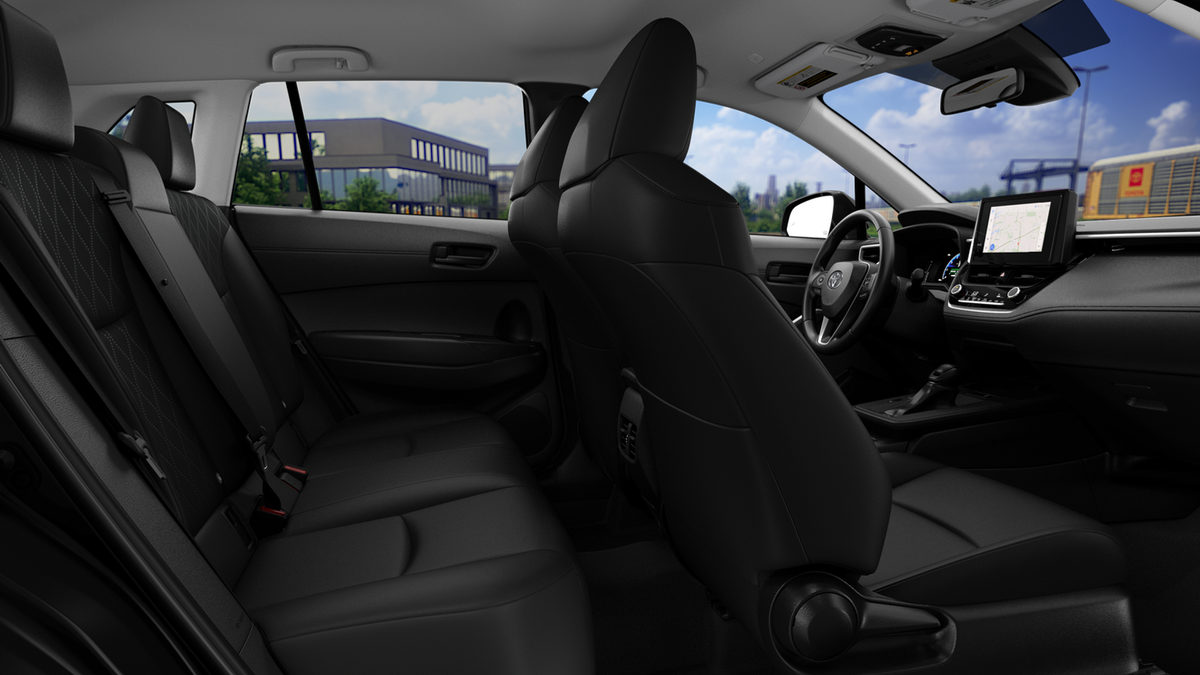 2026 Toyota Corolla Cross LE photo 17