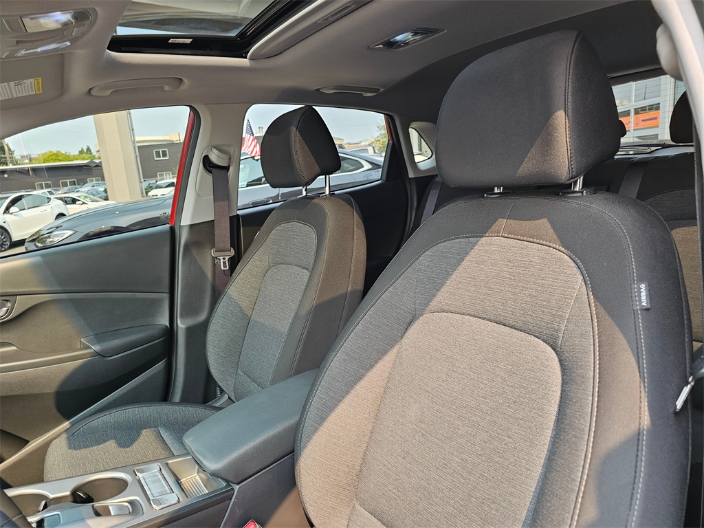 2022 Hyundai Kona Electric SEL photo 24