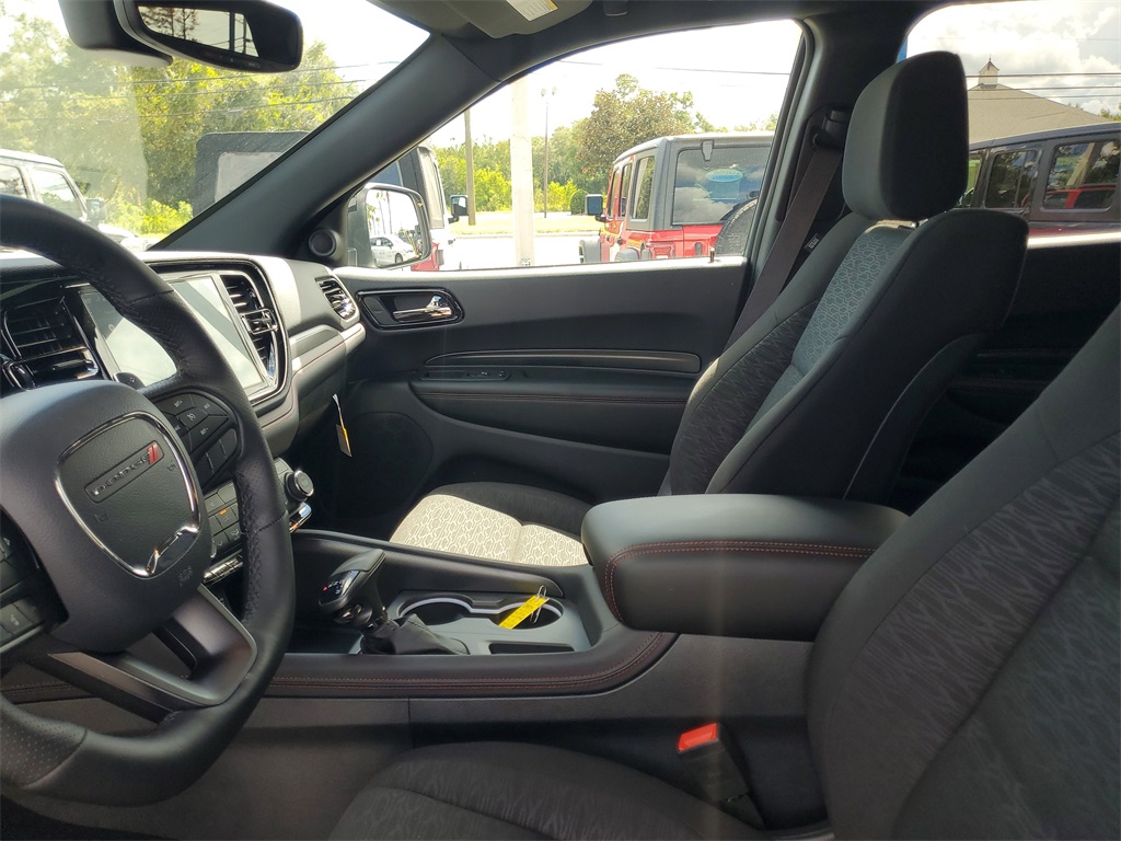 2025 Dodge Durango GT photo 8