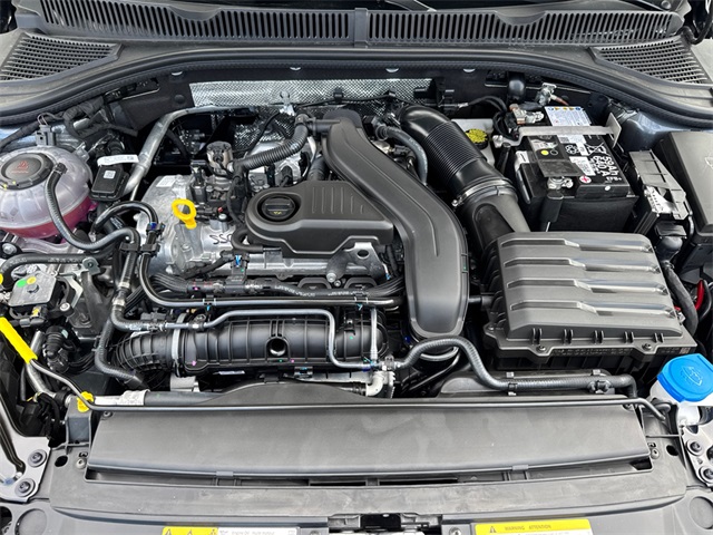 2025 Volkswagen Jetta 1.5T SE photo 9