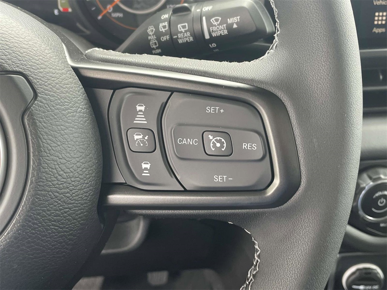 2025 Jeep Wrangler Rubicon photo 13