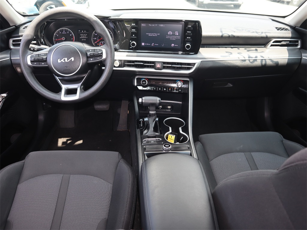 2023 Kia K5 LXS photo 8