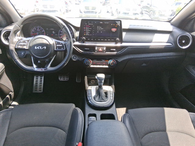 2023 Kia Forte GT-Line photo 5