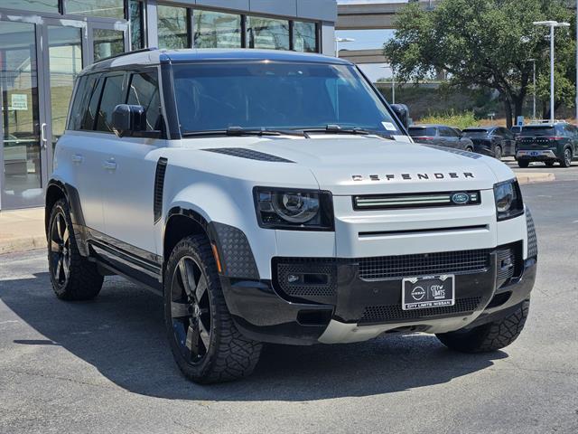 2022 Land Rover Defender V8 photo 2