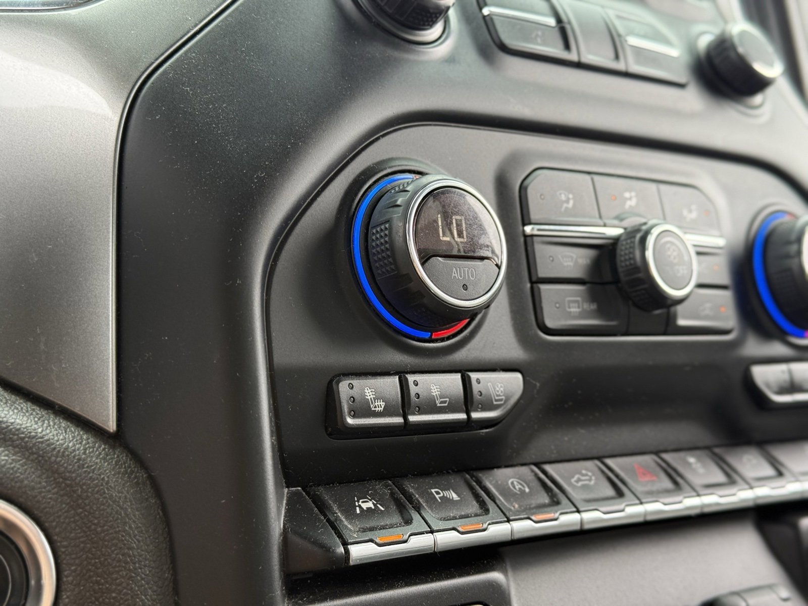 2019 Chevrolet Silverado 1500 LTZ photo 35