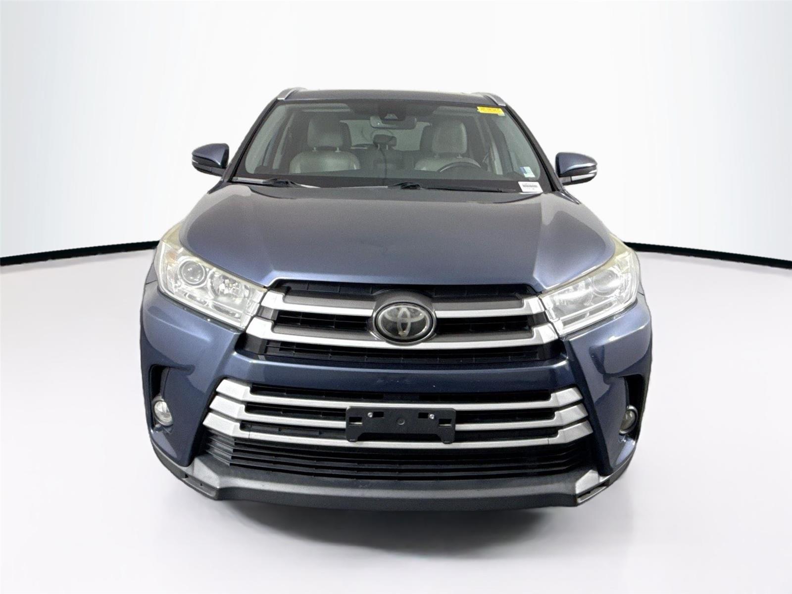 2018 Toyota Highlander SE XLE photo 3
