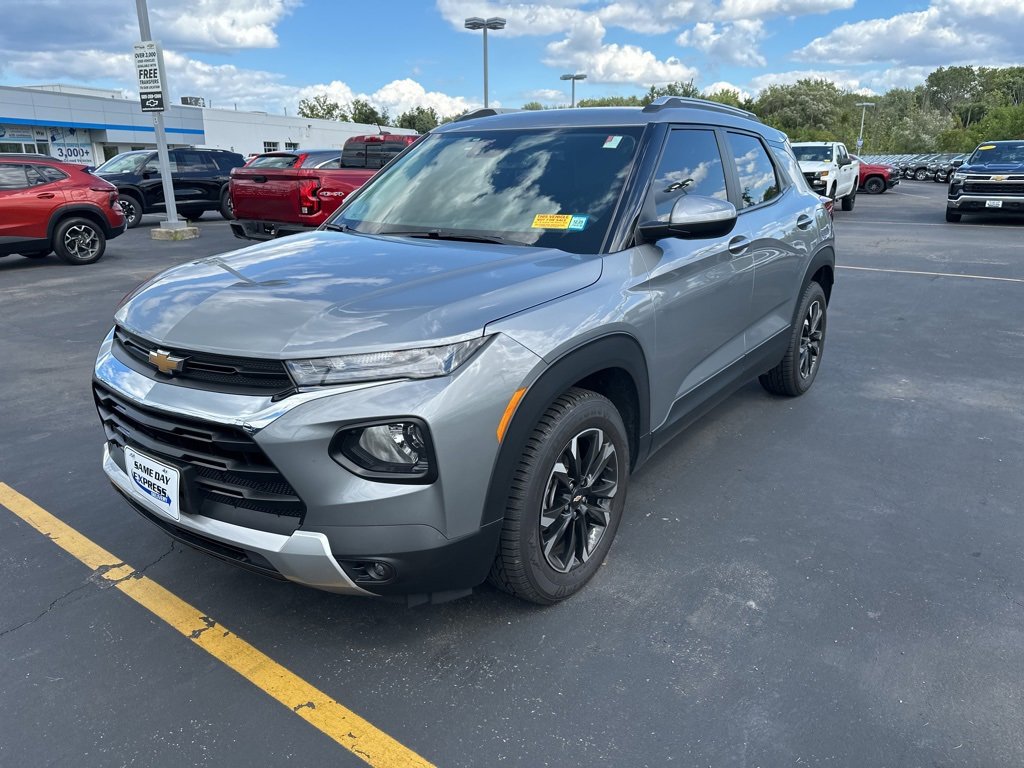 2023 Chevrolet Trailblazer LT photo 3