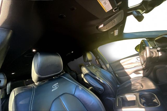 2022 Chrysler Pacifica Touring L photo 19