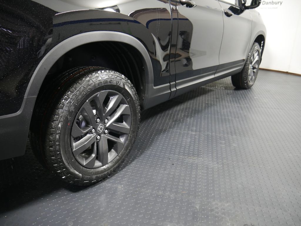 2025 Honda Ridgeline Sport photo 5