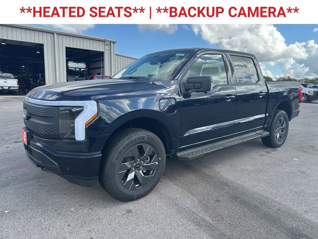 2025 Ford F-150 Lightning photo 2