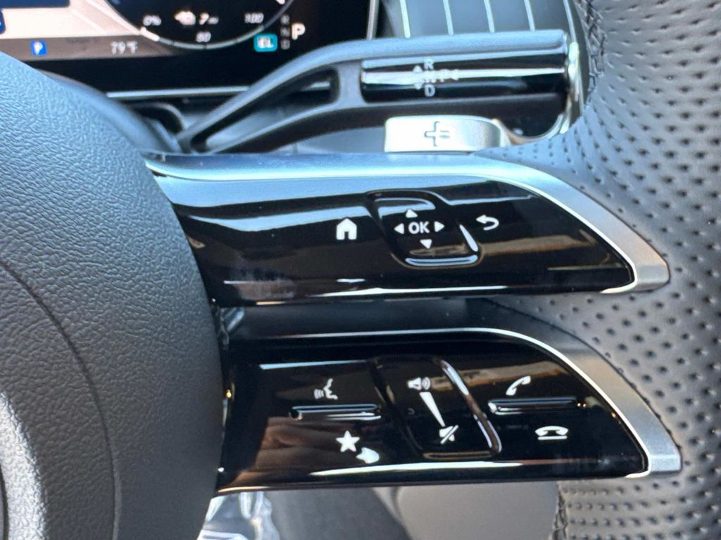 2026 Mercedes Benz GLC 350e 4MATIC photo 24