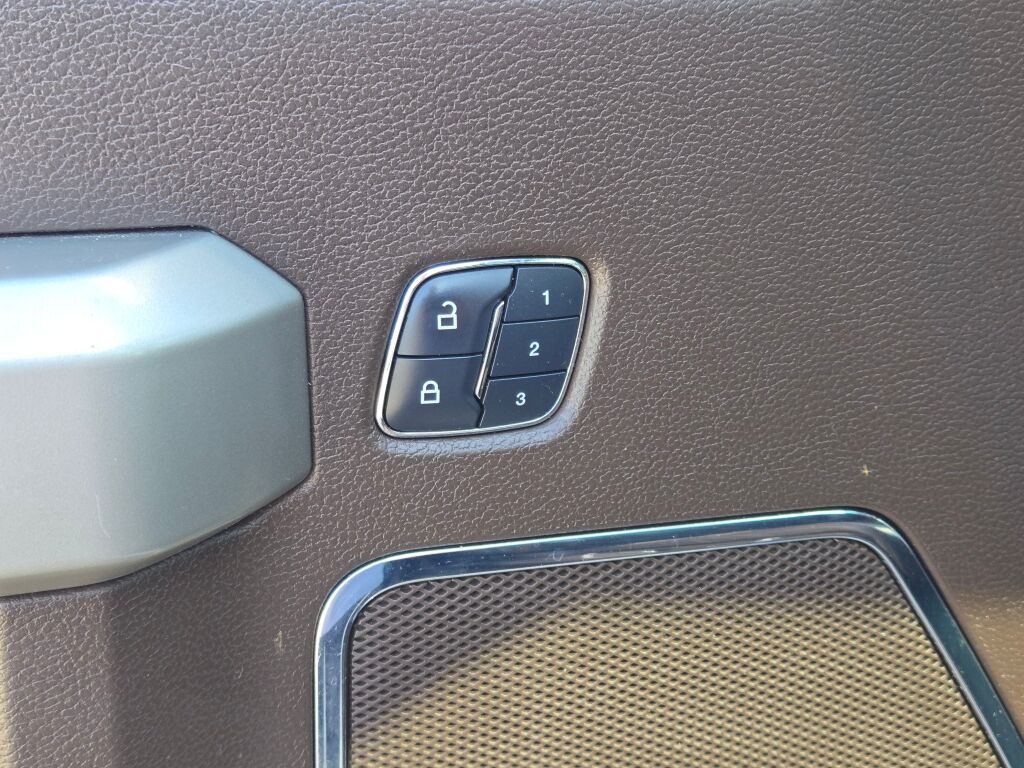 2017 Ford F-150 King Ranch photo 26
