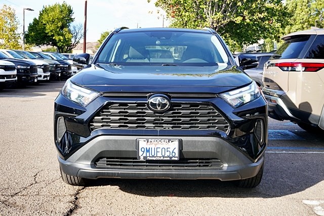 2024 Toyota RAV4 XLE photo 3