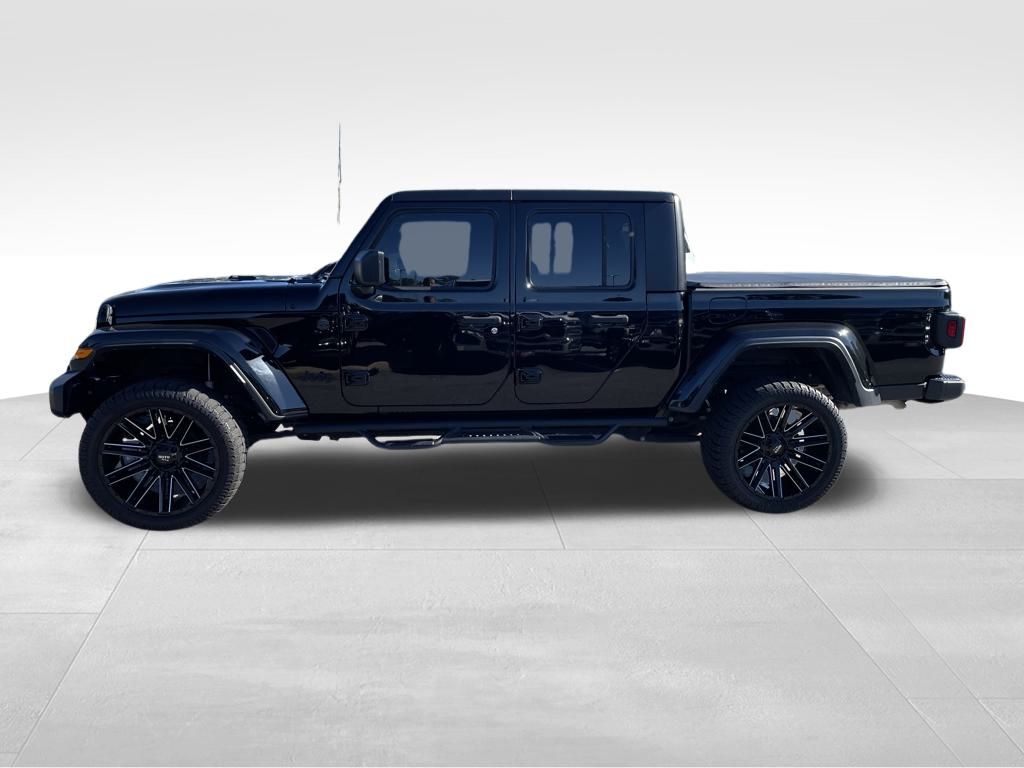 2023 Jeep Gladiator Sport photo 2