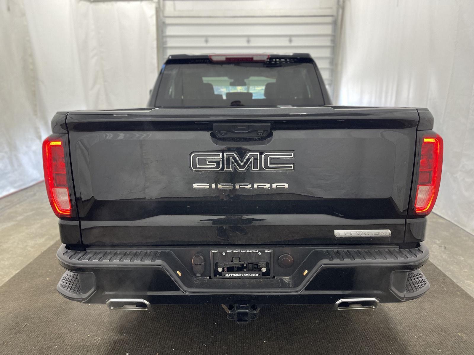 2023 Gmc Sierra 1500 Elevation photo 3
