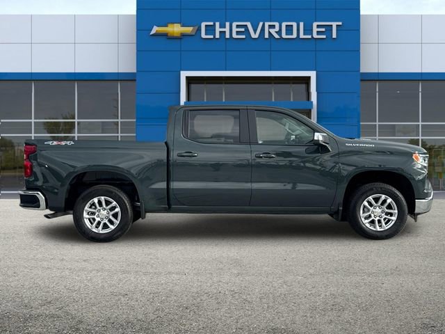 2026 Chevrolet Silverado 1500 LT photo 2