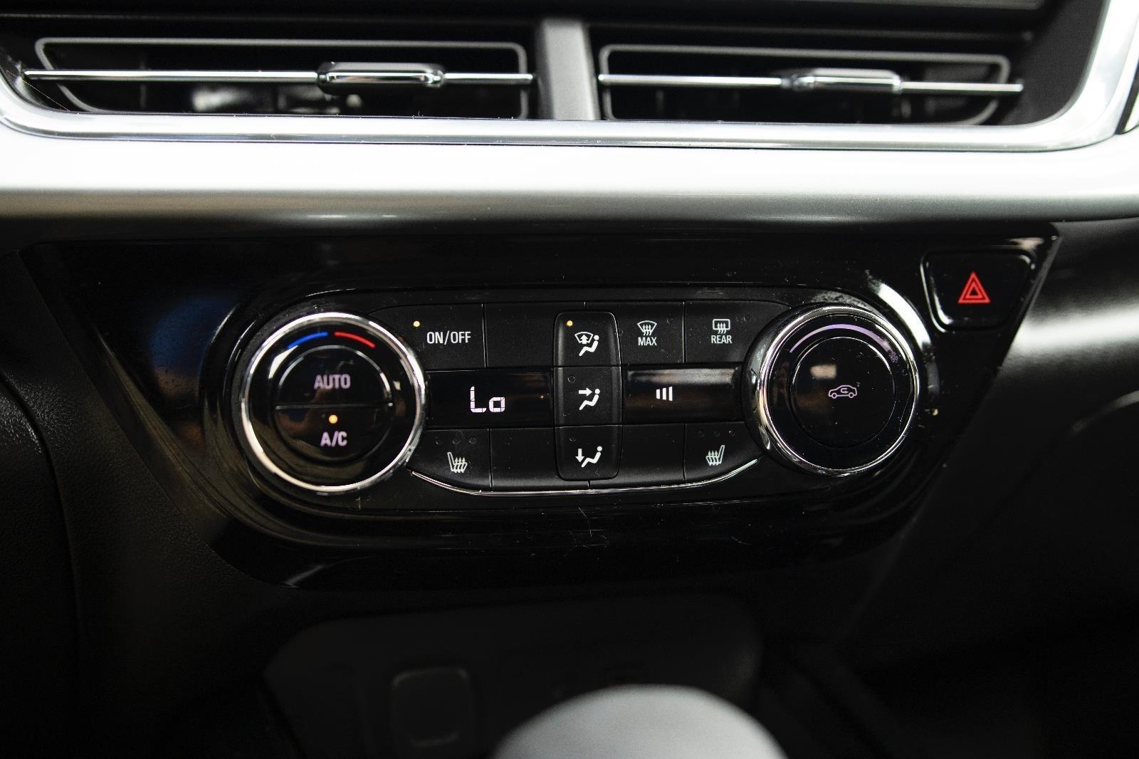 2024 Chevrolet Trax LT photo 8