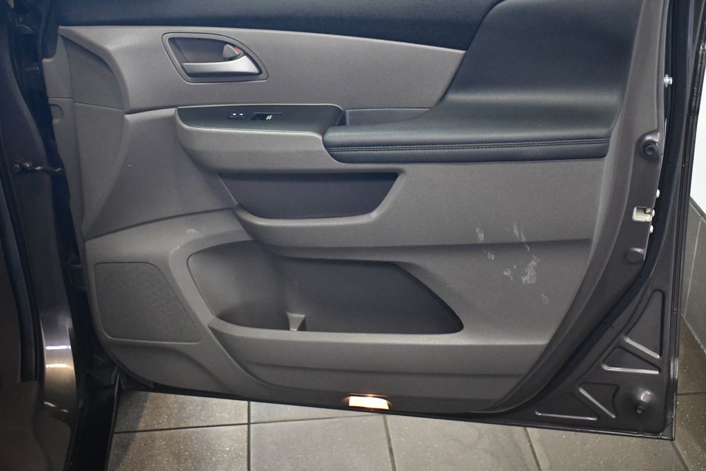 2011 Honda Odyssey EX photo 29