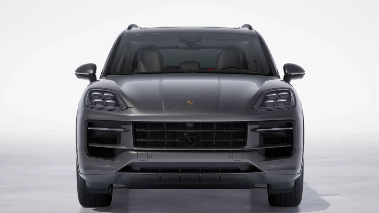 2026 Porsche Cayenne GTS photo 9