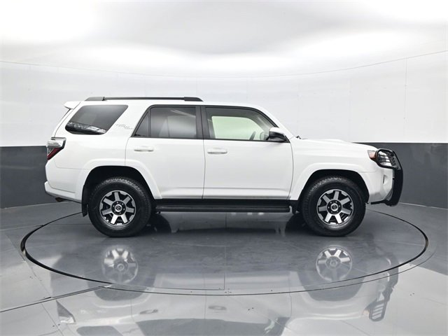 2020 Toyota 4Runner TRD Off-Road photo 3