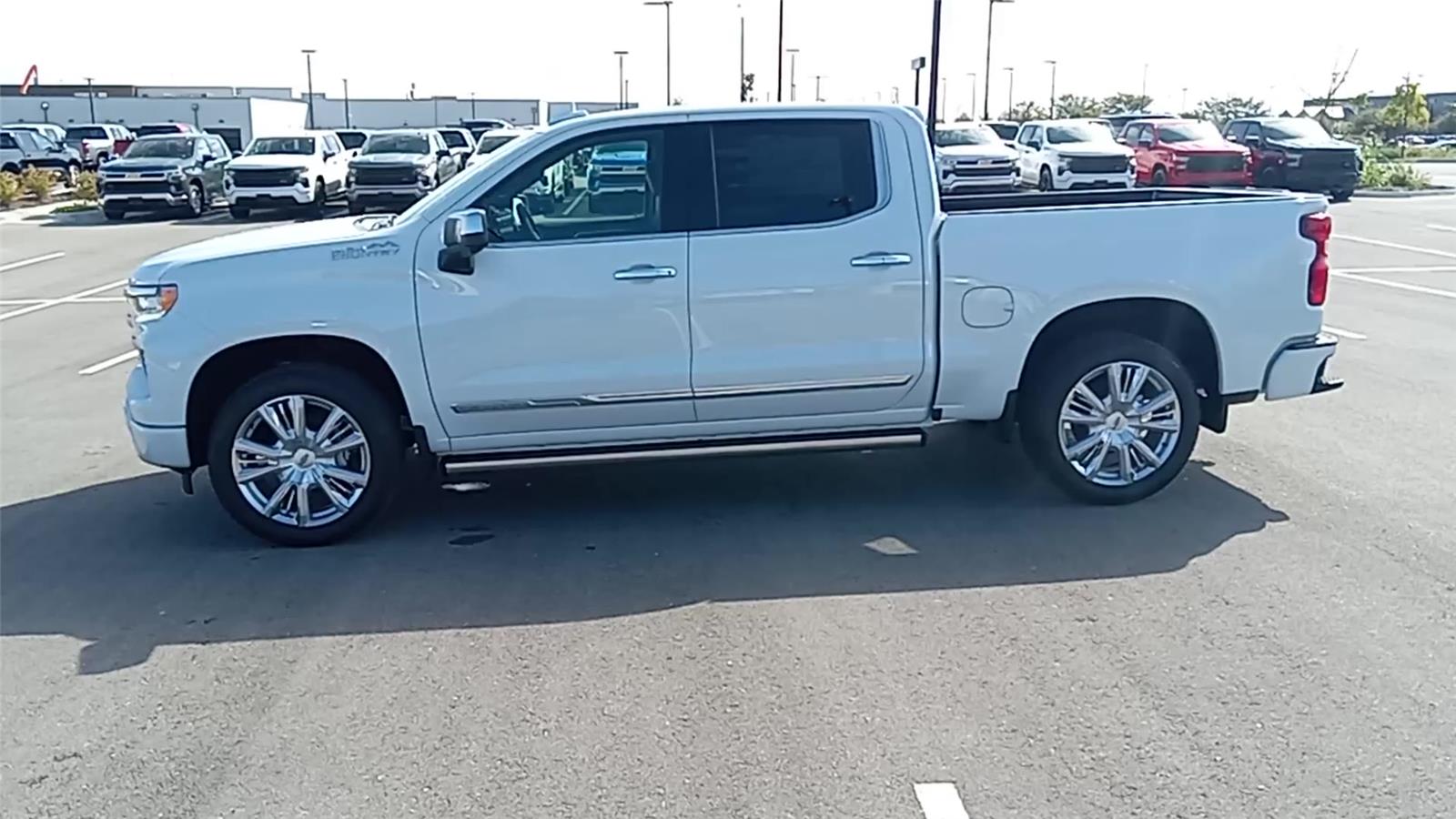 2026 Chevrolet Silverado 1500 High Country photo 5